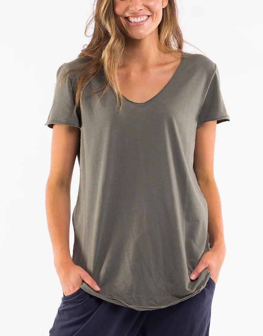Elm Fundamental Vee Tee Khaki