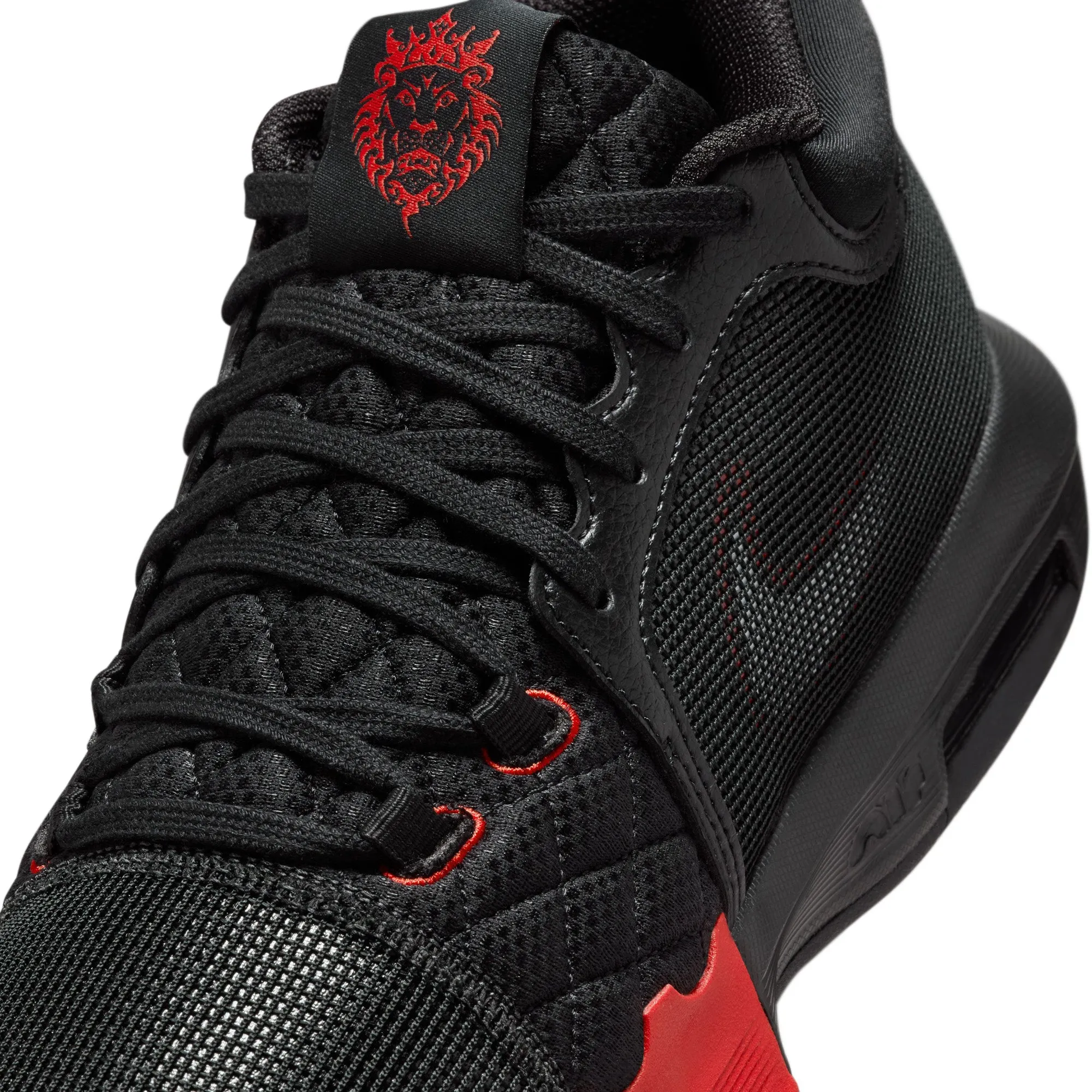 LeBron Witness 8 Men's Basketball Shoes