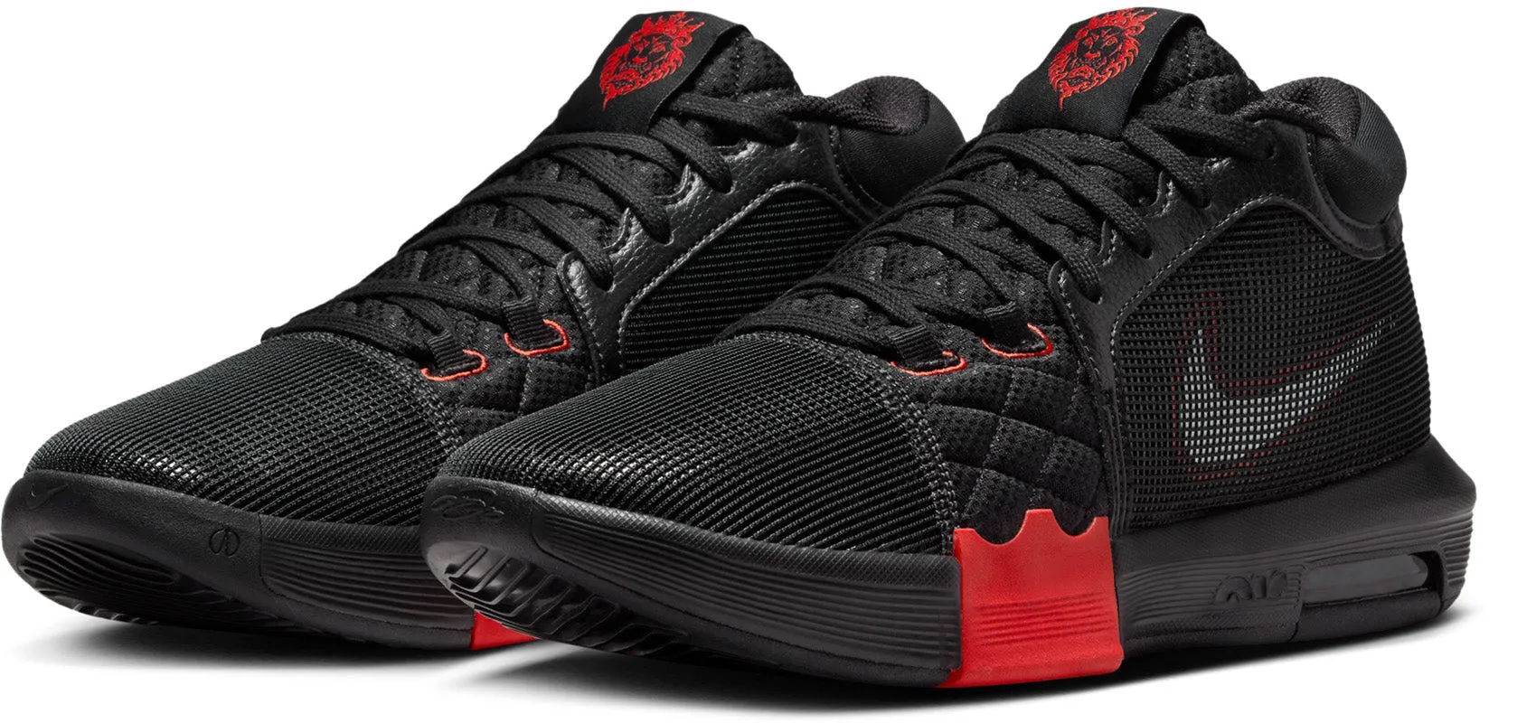 LeBron Witness 8 Men's Basketball Shoes