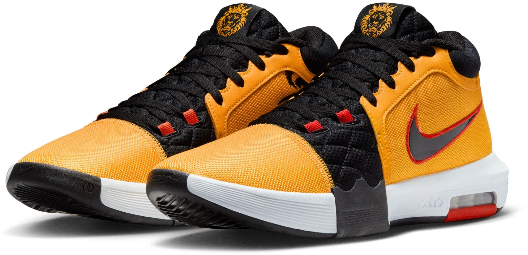 Lebron Witness VIII Basketball Shoes