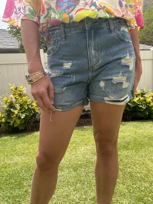 Mid-Rise Boyfriend denim short