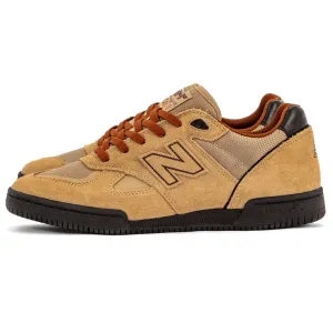 New Balance - 600 BNT (Beige/Black) New Balance Shoes