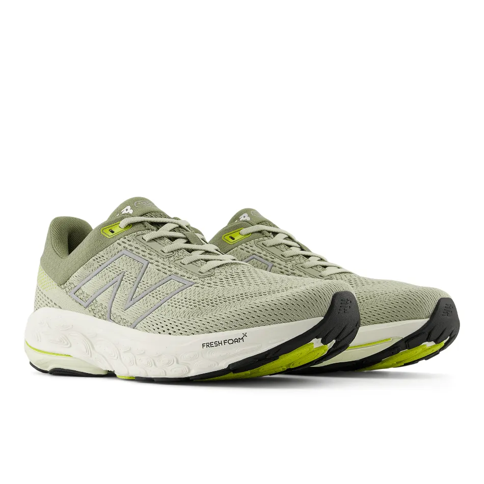 New Balance Men's 860 v14 2E width in Olivine AW24