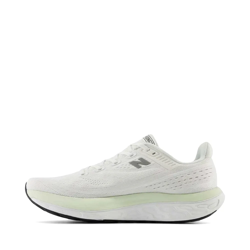 New Balance Men's Fresh Foam X Vongo v6 Sneaker in Reflection/White