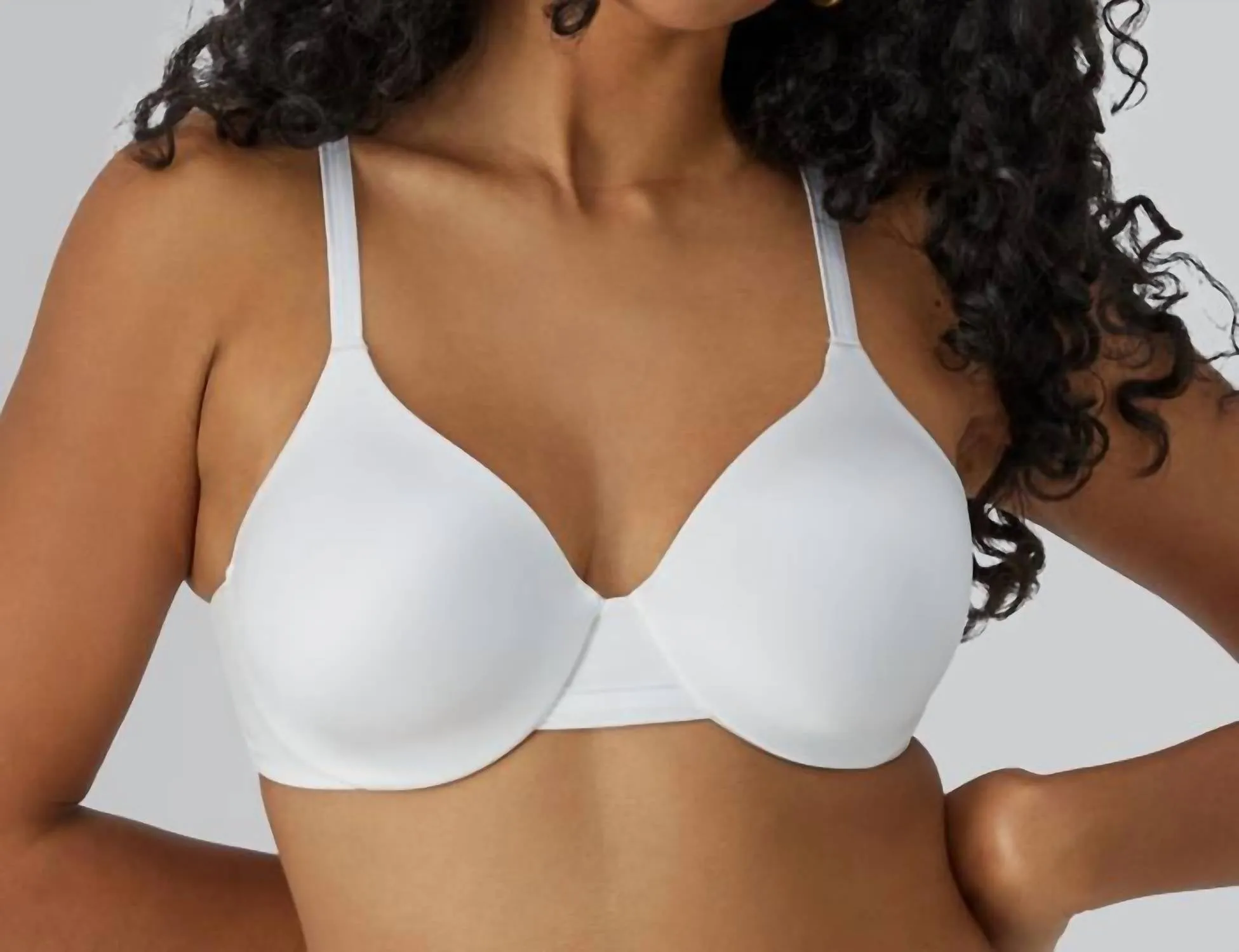 One Smooth U Concealing And Shaping Underwire Bra In White