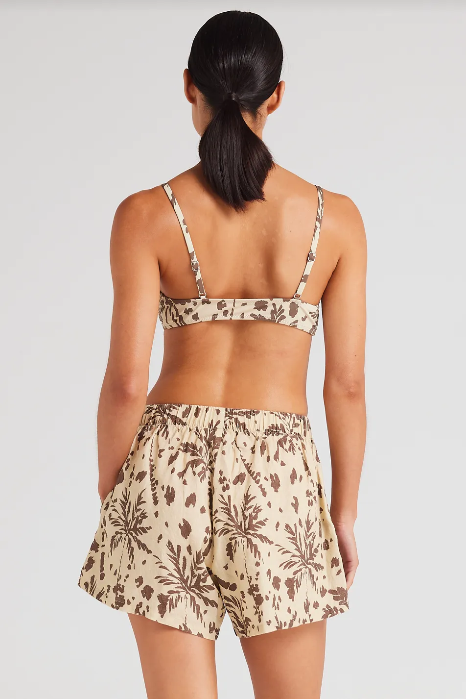 POOLSIDE PARADISO Zanzibar Slit Shorts - Marzipan