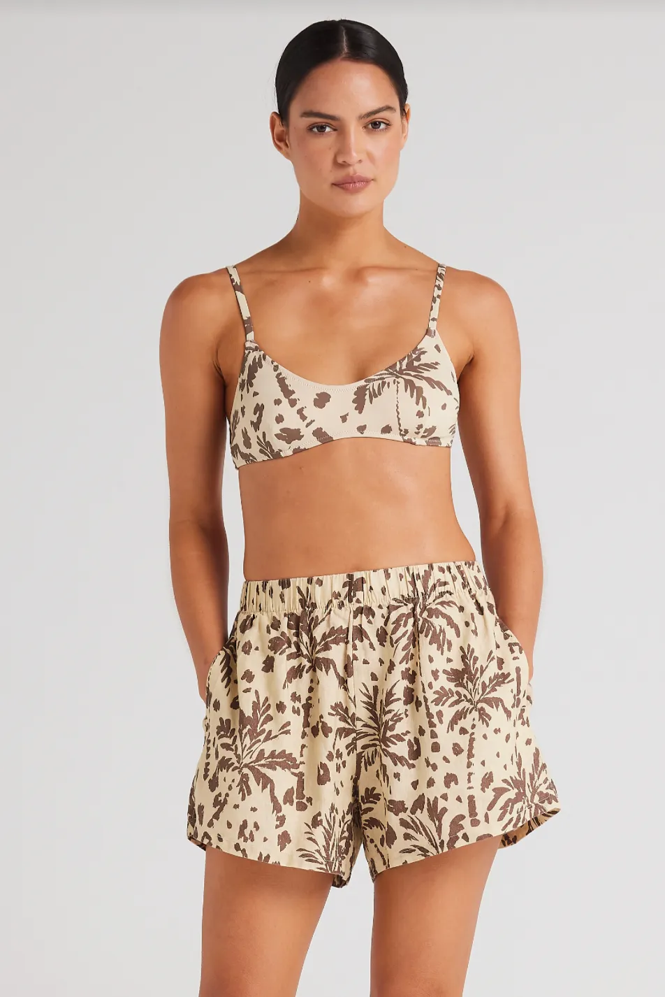 POOLSIDE PARADISO Zanzibar Slit Shorts - Marzipan