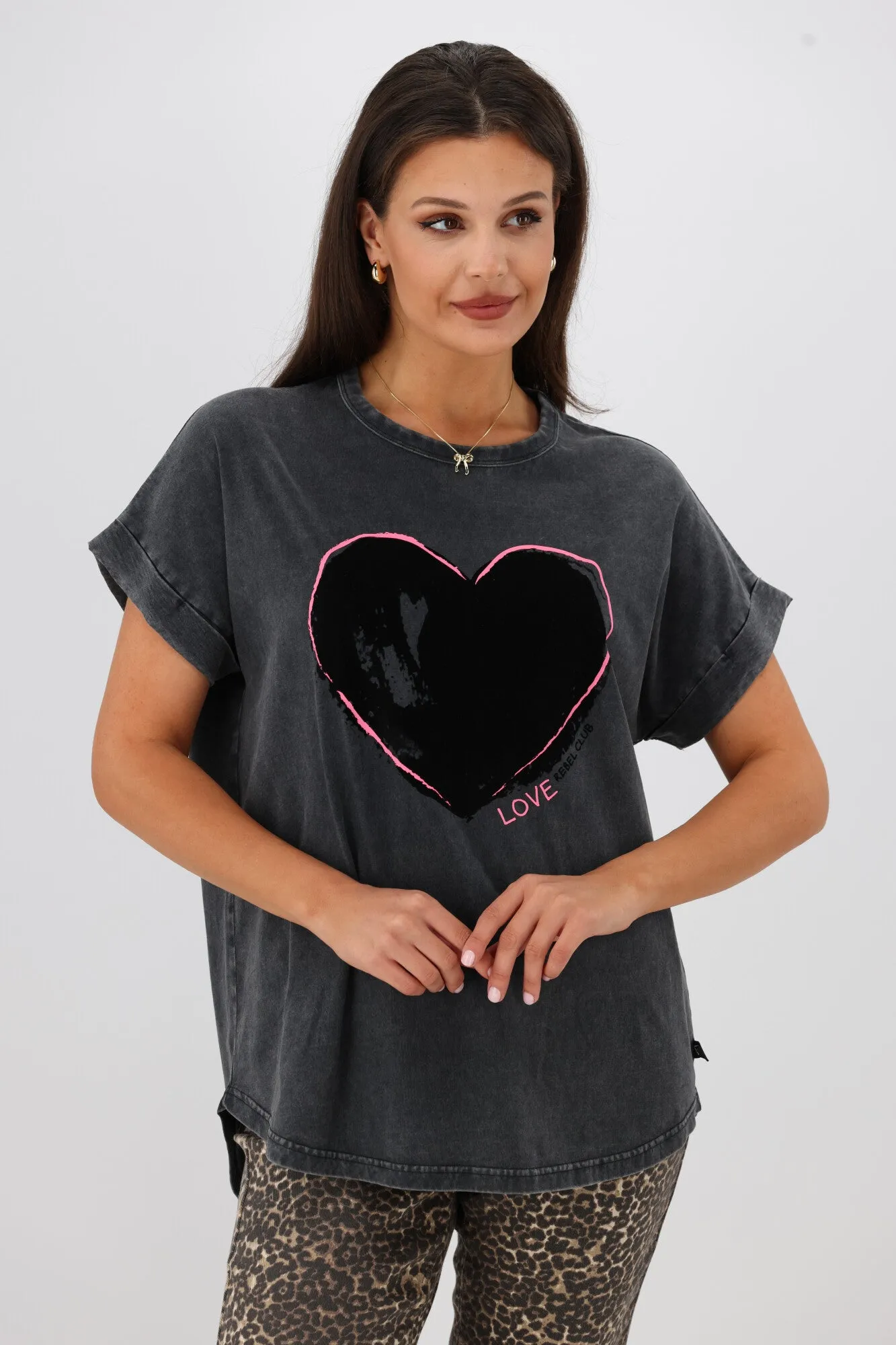 Rebel Club Heart Crush Capsleeve Tee Acid Black