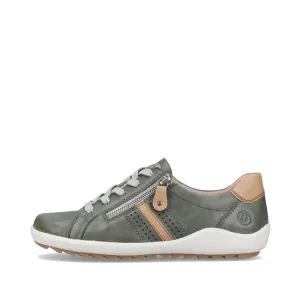 Remote Women's Liv 32 Lace Sneaker in Mint
