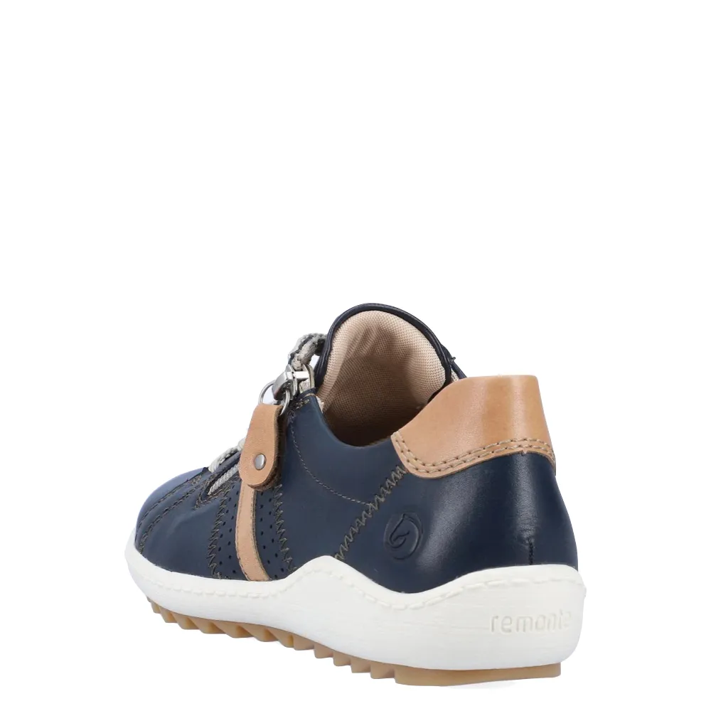 Remote Women's Liv 32 Lace Sneaker in Pazific Navy