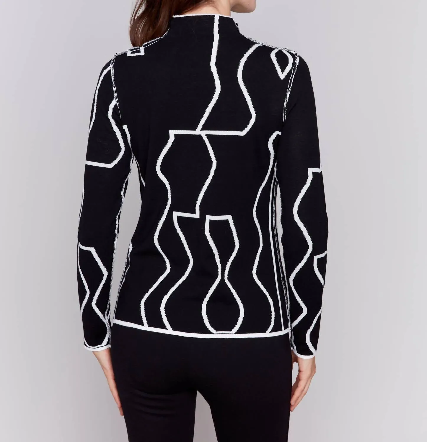 Reversible Mock Neck Fitted Sweater In Black/white