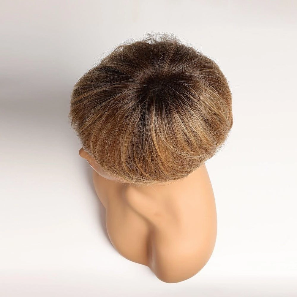 Short Honey Blonde Wig
