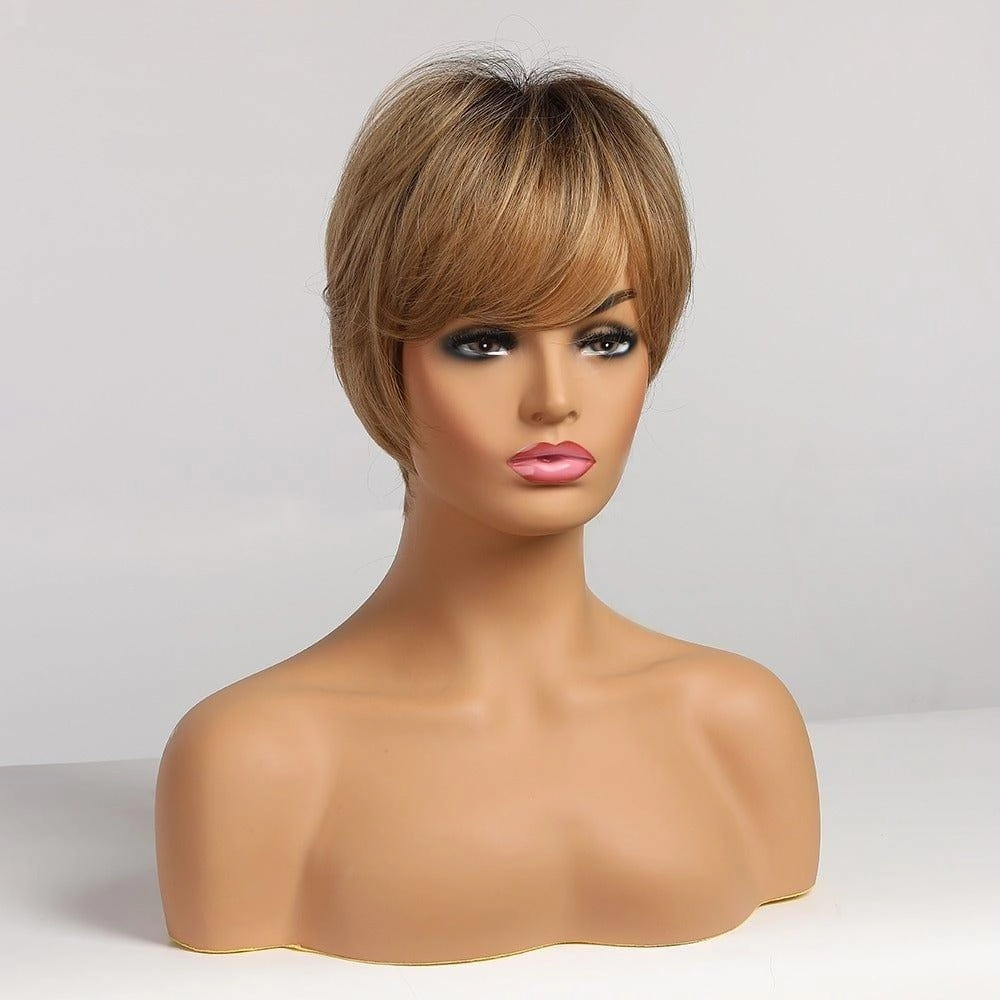 Short Honey Blonde Wig