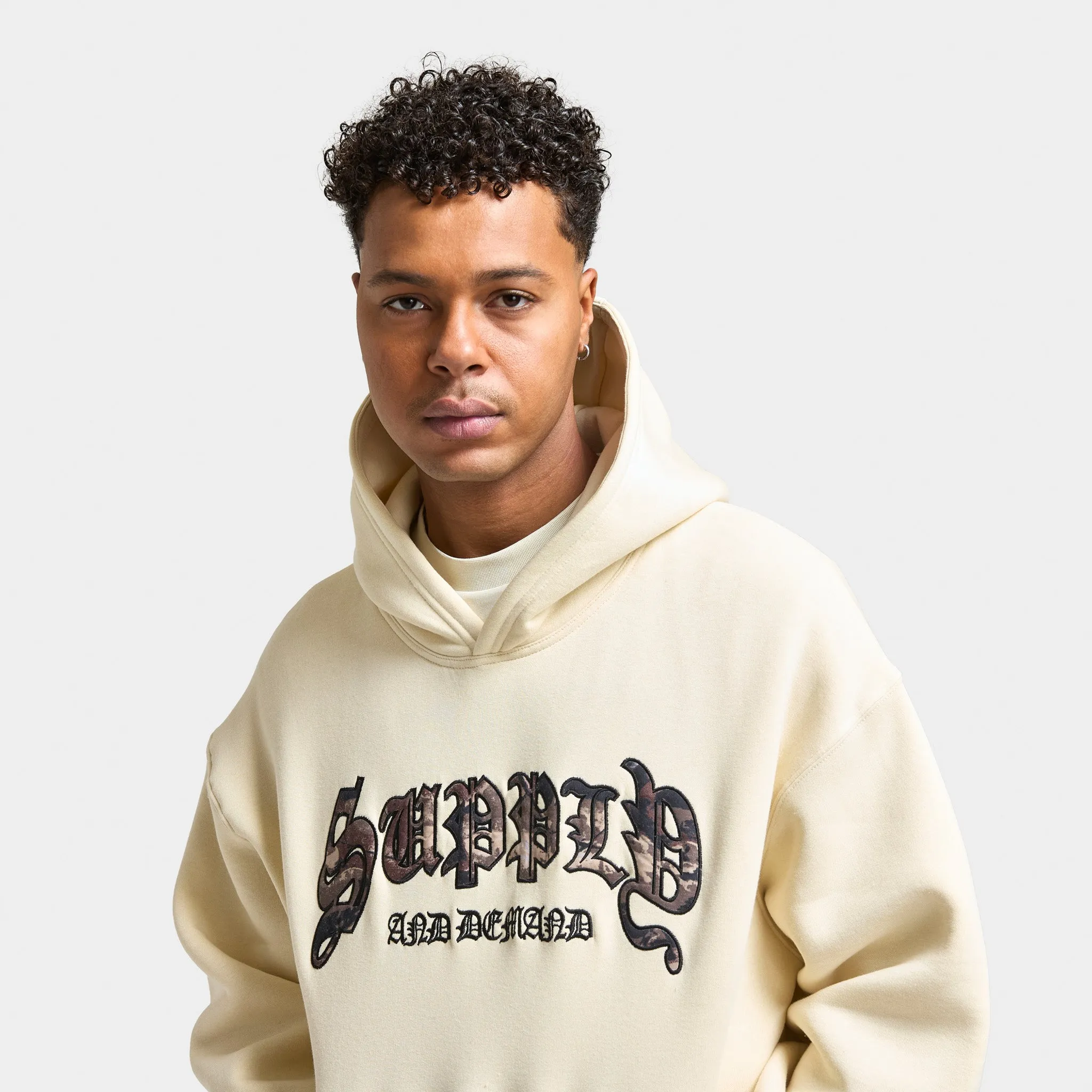 Supply & Demand Supply & Demand Hamlin Hoodie / White Asparagus