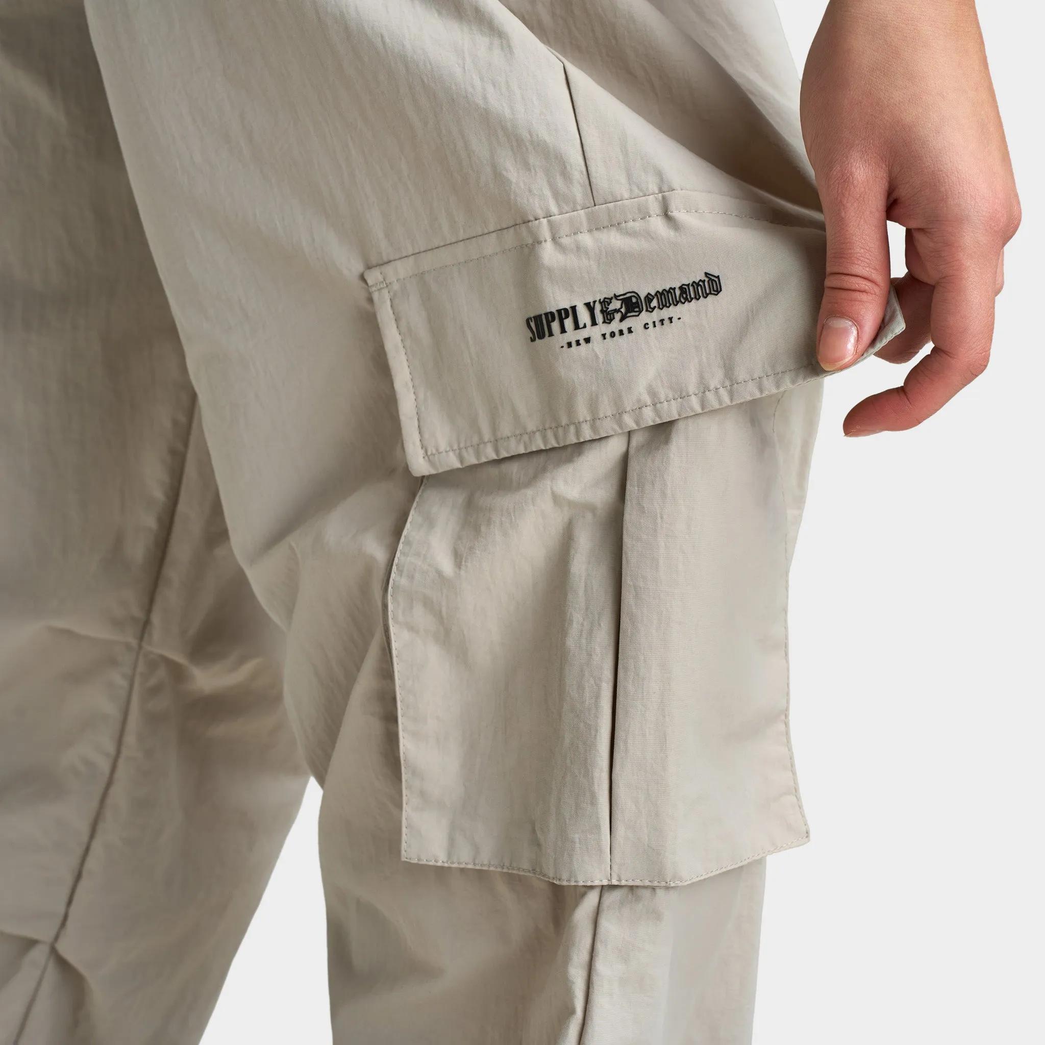 Supply & Demand Supply & Demand Women's Dey Cargo Pants / Dove