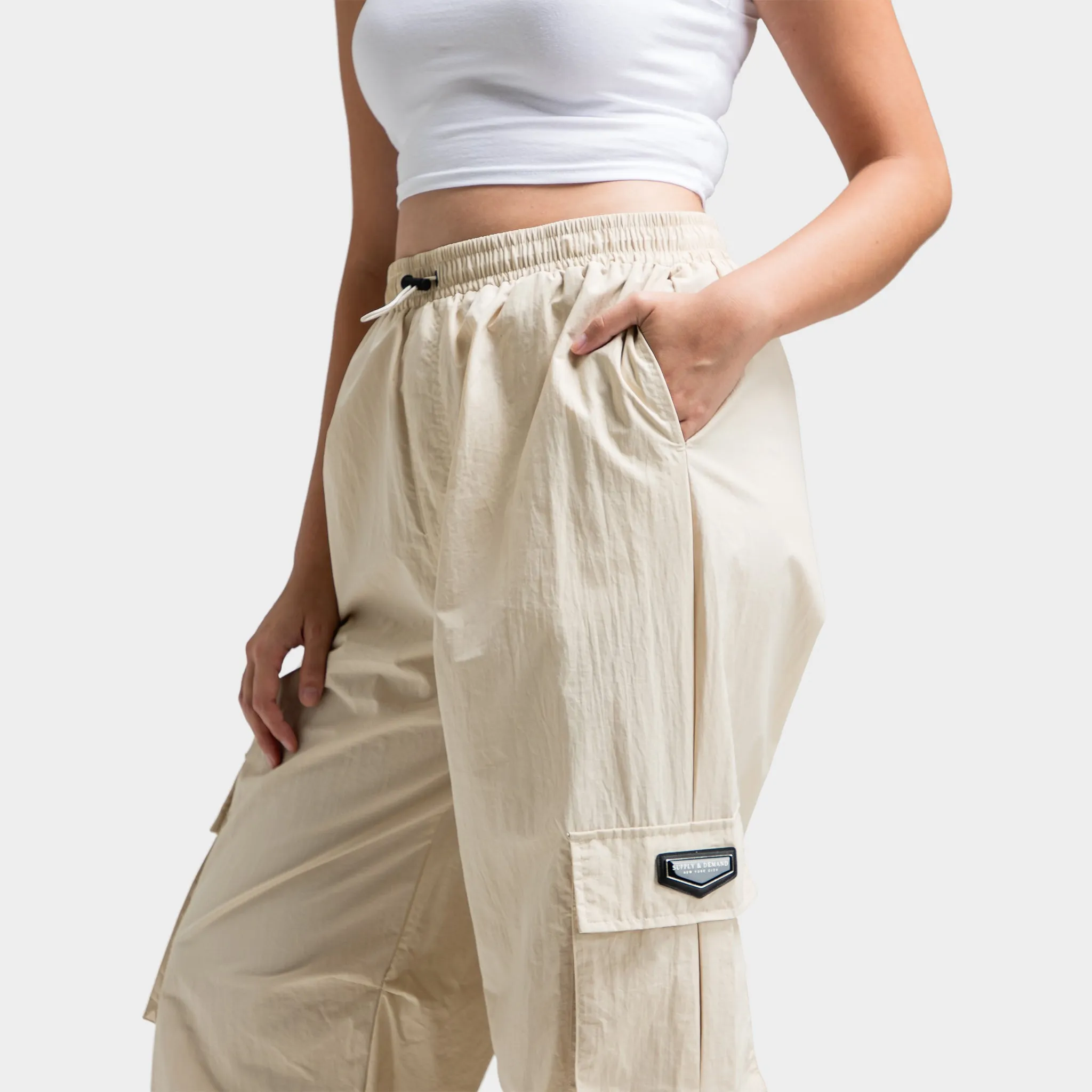 Supply & Demand Supply & Demand Women's Monroe Cargo Pants / Sandshell