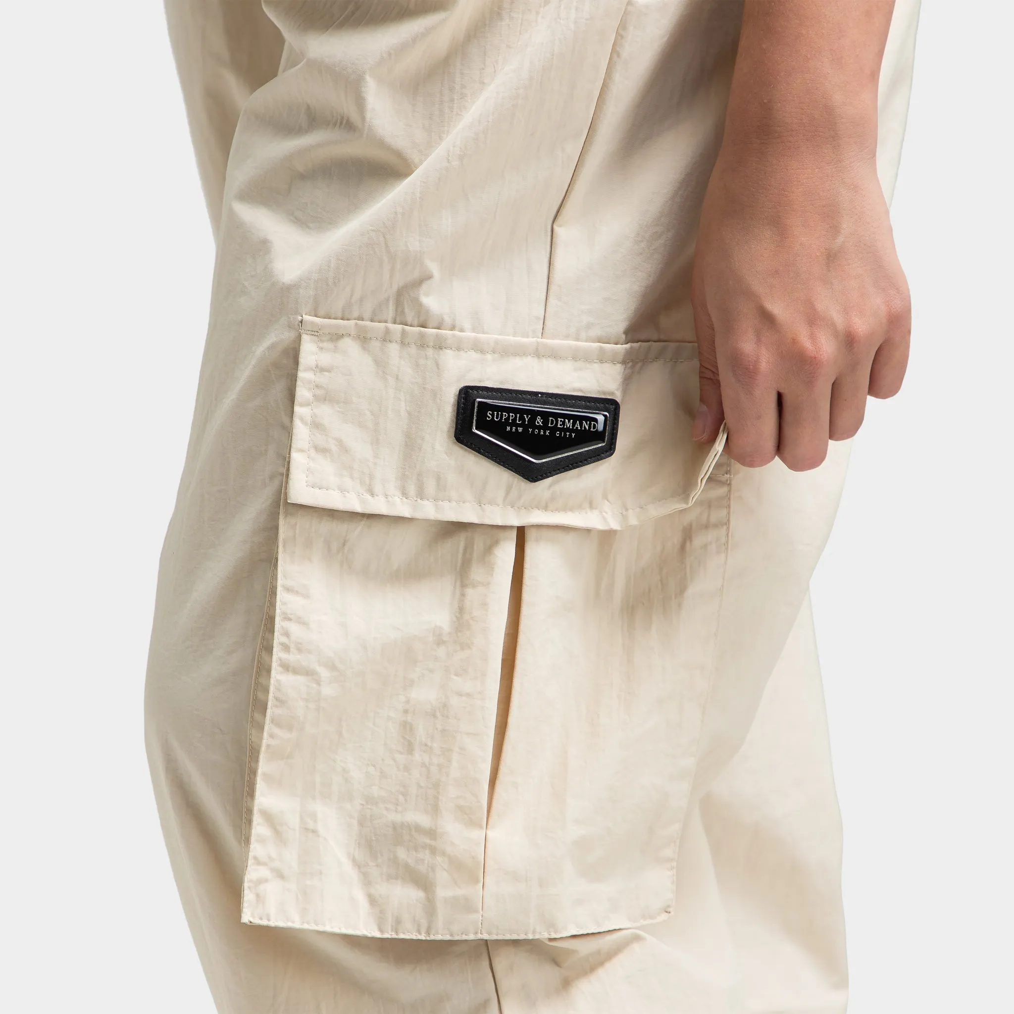 Supply & Demand Supply & Demand Women's Monroe Cargo Pants / Sandshell