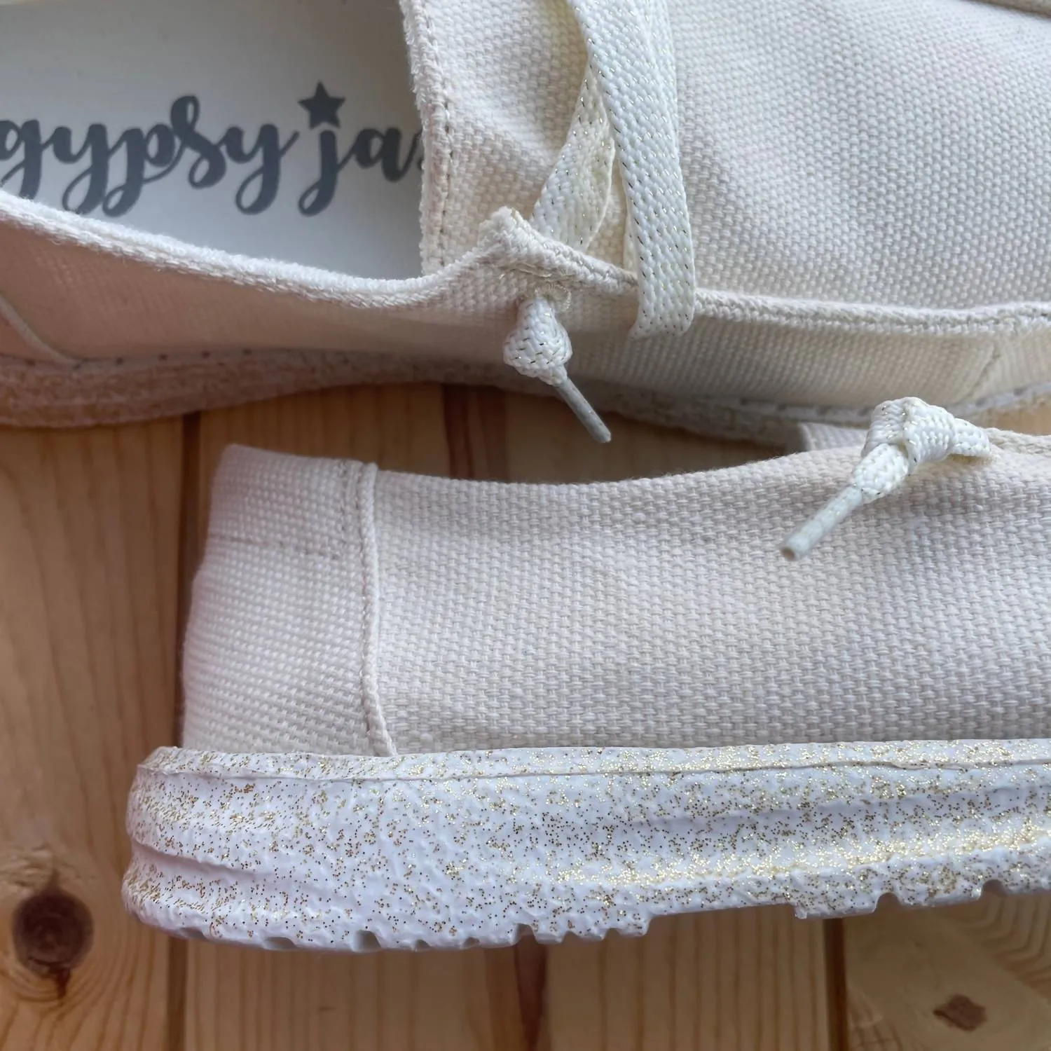 Women's Flash Slip-On Shoes In Cream
