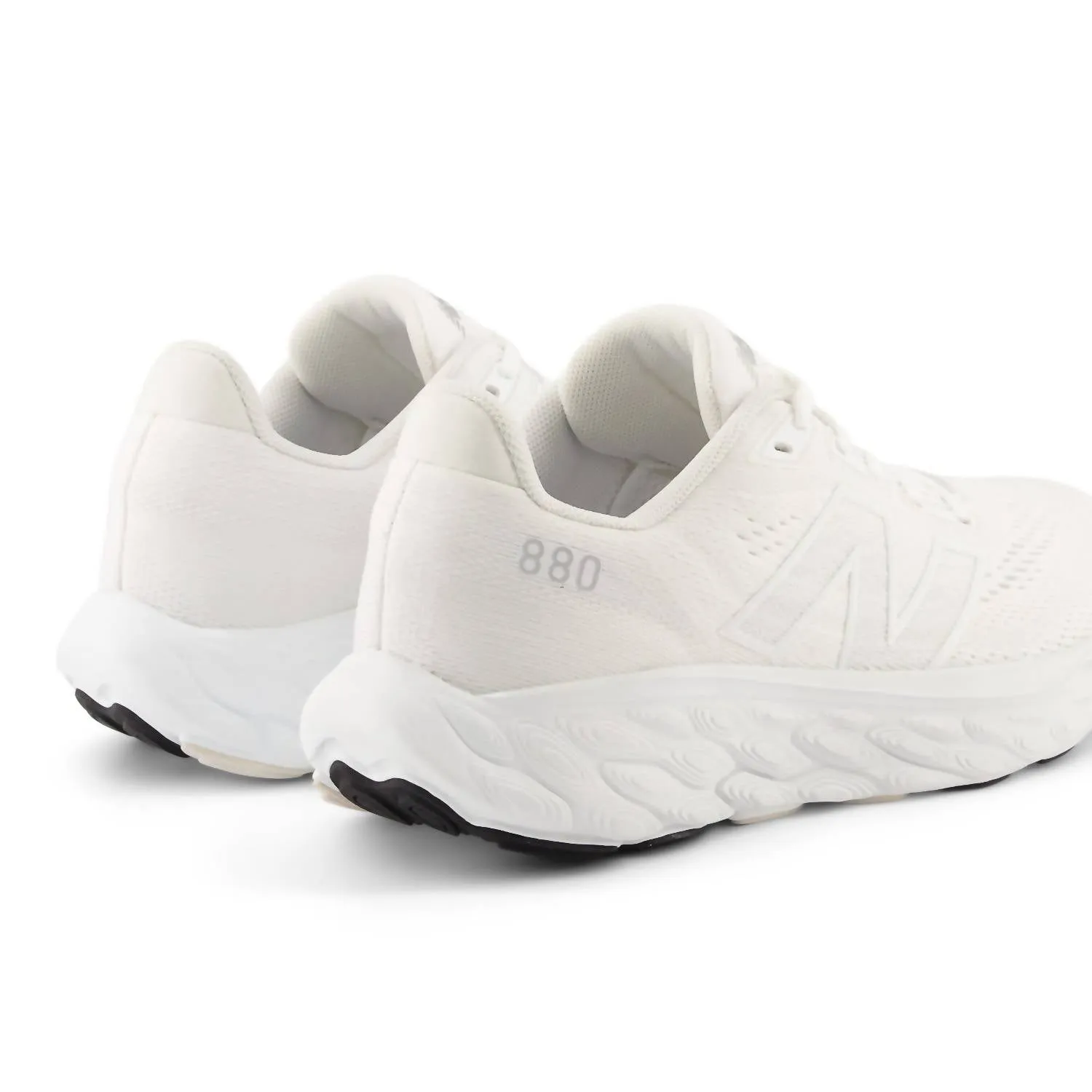 Women's Fresh Foam 880V14 Running Shoes In White/grey